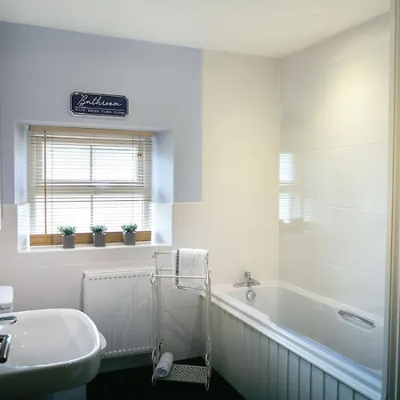 Centre, Superb 2 Bedroom 斯基普顿